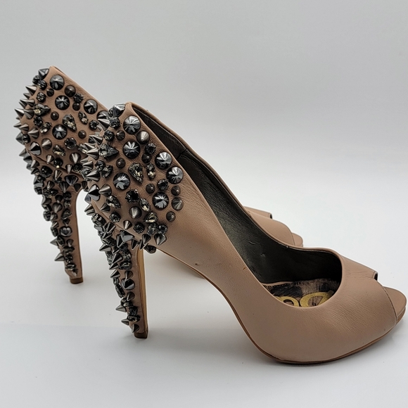 Sam Edelman "Lorissa" Leather Studded and Spiked Heels Size 9.5M - Picture 4 of 9